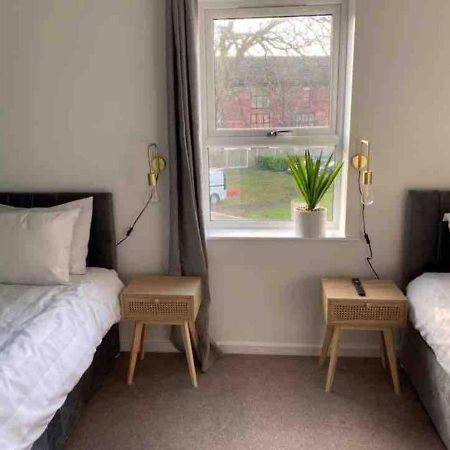 Beautiful 4-Bed House In Lincoln- Close To Centre Exterior photo